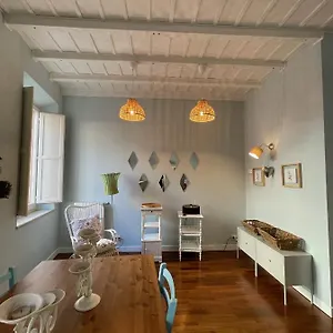 Holidays At Charme Appartamento Roma